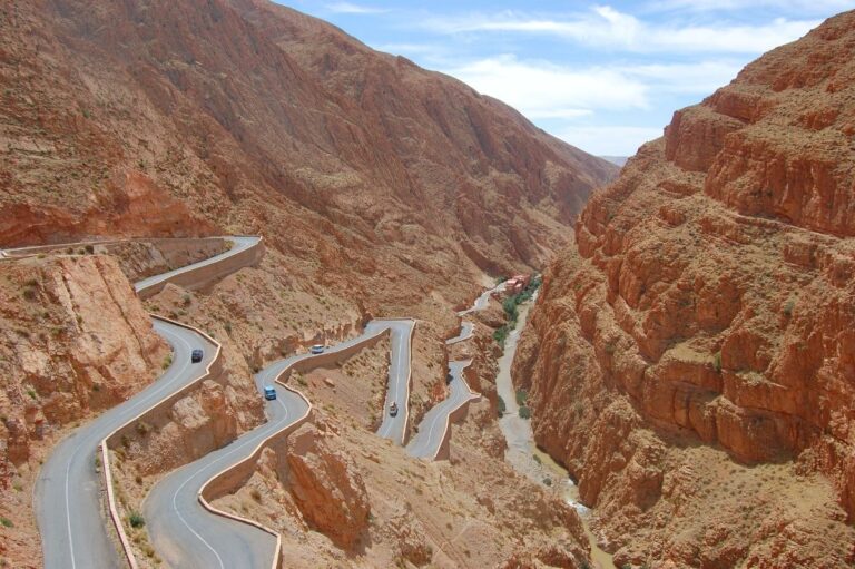 PRIVATE DESERT TOUR MARRAKECH ITINERARY 5 DAYS